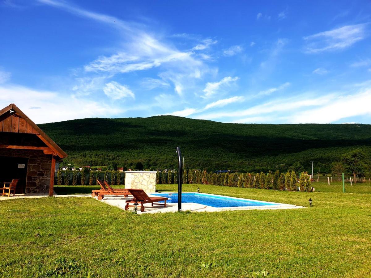 Holiday Home Bulog Sinac Exterior photo